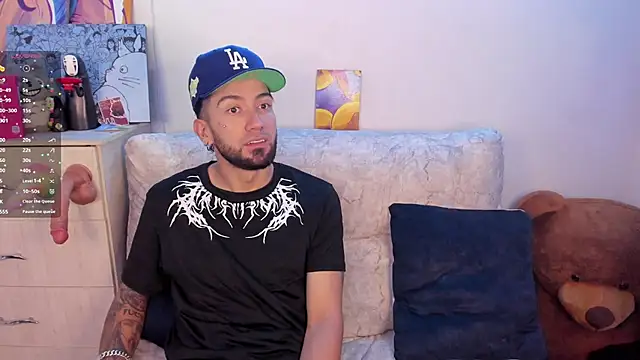 couplevibes  online show from July 11, 2:47 am