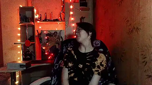 Snapshot of Alessa_Kiss chatting on May 19, 6:03 pm Alessa Kiss online show from May 19, 6:03 pm