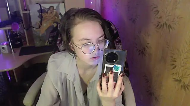 Snapshot of Alessa_Kiss chatting on May 23, 2:54 pm Alessa Kiss online show from May 23, 2:54 pm