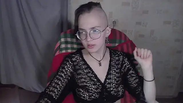 Snapshot of Alessa_Kiss chatting on June 10, 1:54 pm Alessa Kiss online show from June 10, 1:54 pm