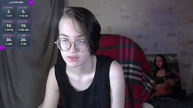 Snapshot of Alessa_Kiss chatting on June 26, 1:26 pm Alessa Kiss online show from June 26, 1:26 pm