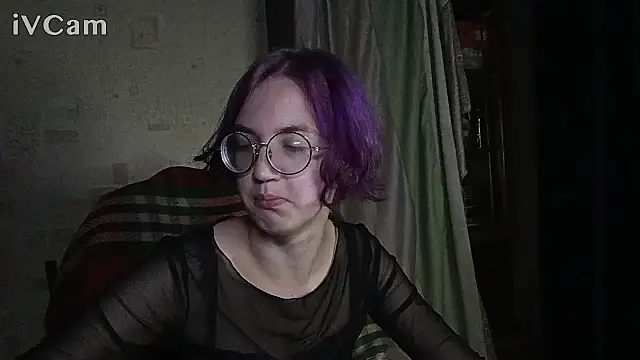 Snapshot of Alessa_Kiss chatting on July 9, 12:58 am Alessa Kiss online show from July 9, 12:58 am