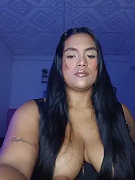 Snapshot of latin_indian chatting on May 15, 5:58 am latin indian online show from May 15, 5:58 am