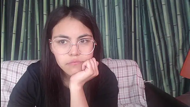 Snapshot of Anda_here chatting on May 22, 1:46 am Anda here online show from May 22, 1:46 am