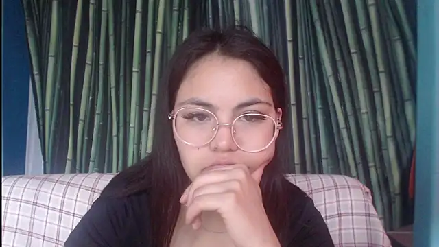 Snapshot of Anda_here chatting on May 29, 1:58 am Anda here online show from May 29, 1:58 am