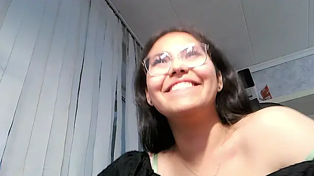 Snapshot of Anda_here chatting on June 14, 2:41 pm Anda here online show from June 14, 2:41 pm