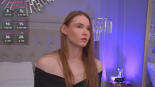 LillianYoung online show from June 20, 6:16 am