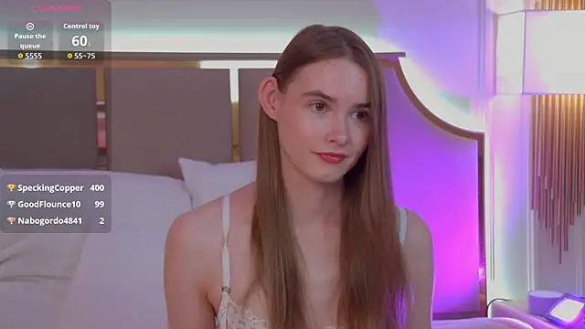 LillianYoung online show from July 7, 7:23 am