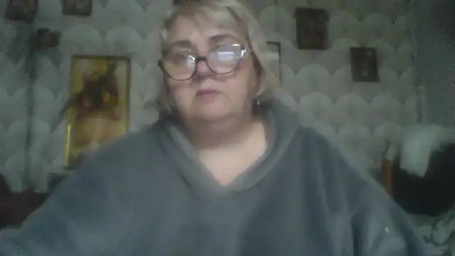 Snapshot of MarinaFarina53 chatting on May 19, 4:52 am MarinaFarina53 online show from May 19, 4:52 am