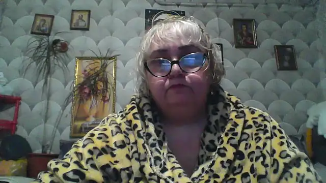 Snapshot of MarinaFarina53 chatting on May 19, 4:57 pm MarinaFarina53 online show from May 19, 4:57 pm