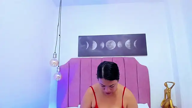 Snapshot of SofiaMartiinez chatting on May 26, 11:06 am SofiaMartiinez online show from May 26, 11:06 am