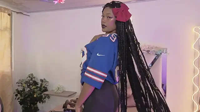 CRISTALBROKE TAY online show from July 3, 9:21 pm