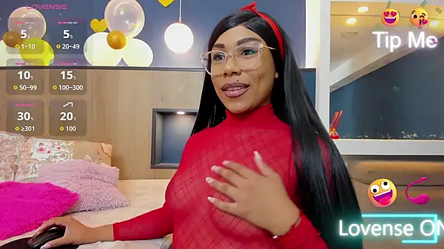 Snapshot of Erikaamore chatting on July 20, 1:35 pm Erikaamore online show from July 20, 1:35 pm