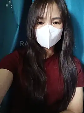 Snapshot of -Hena- chatting on May 18, 11:54 pm -Hena- online show from May 18, 11:54 pm