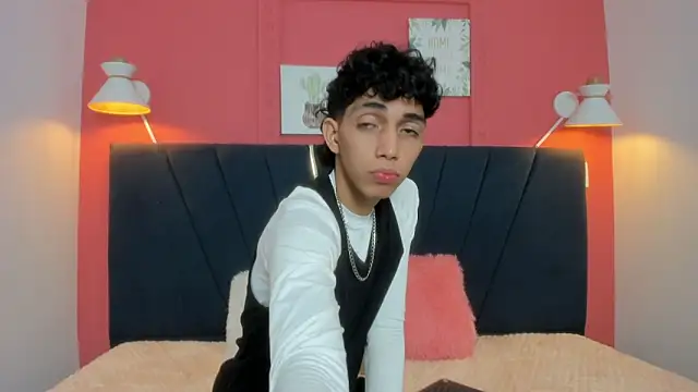 ero boy40 online show from June 12, 4:00 am