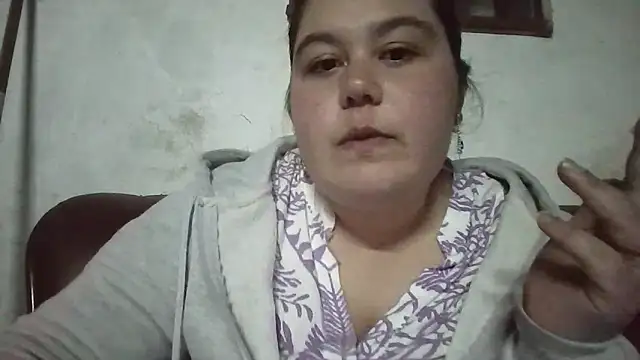 Snapshot of BUNNYMILA69 chatting on May 14, 10:05 pm BUNNYMILA69 online show from May 14, 10:05 pm