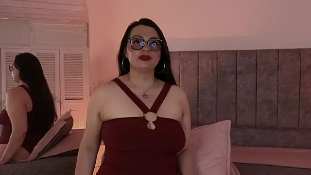Snapshot of Antonella_1998 chatting on June 1, 1:13 pm Antonella 1998 online show from June 1, 1:13 pm