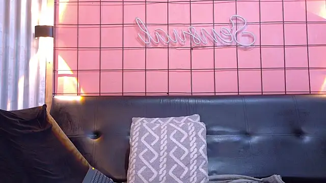 criss hardcock  online show from June 2, 1:13 pm