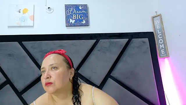 Natasha2603 online show from June 29, 10:43 pm