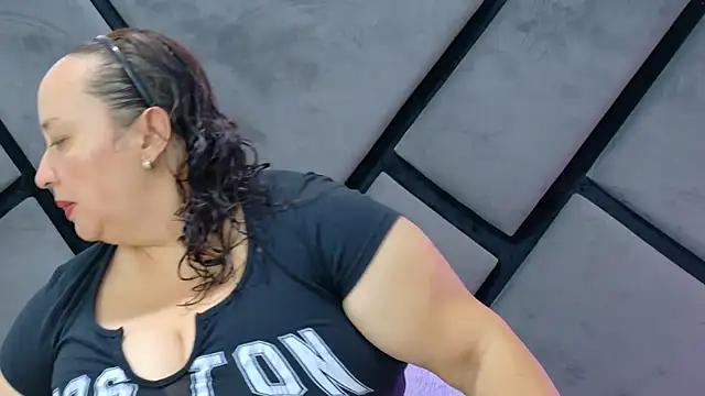 Natasha2603 online show from July 8, 9:19 pm
