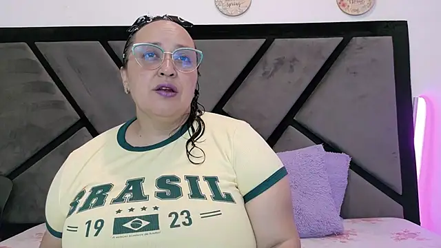 Natasha2603 online show from July 24, 10:30 pm