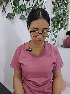 alanahot94 online show from July 3, 11:55 pm