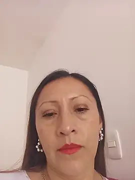 Vely  online show from August 3, 7:39 pm