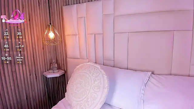 Snapshot of Martina_Gracex chatting on July 16, 5:08 pm Martina Gracex online show from July 16, 5:08 pm