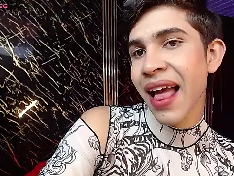 joshua saenz  online show from June 3, 8:14 pm