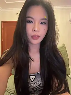 yy22111 online show from June 25, 3:16 pm