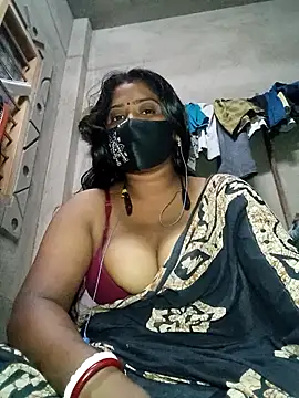 Snapshot of Miss-poly chatting on June 5, 4:45 pm Miss-poly online show from June 5, 4:45 pm