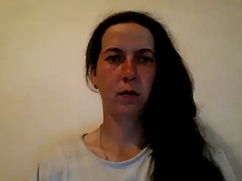 Snapshot of DanicaFey chatting on May 13, 3:31 pm DanicaFey online show from May 13, 3:31 pm