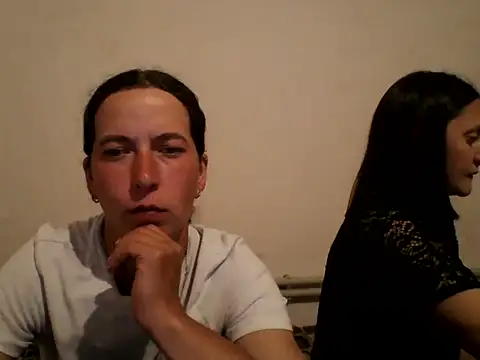 Snapshot of DanicaFey chatting on May 16, 7:12 pm DanicaFey online show from May 16, 7:12 pm