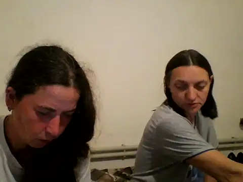 Snapshot of DanicaFey chatting on May 19, 6:47 pm DanicaFey online show from May 19, 6:47 pm