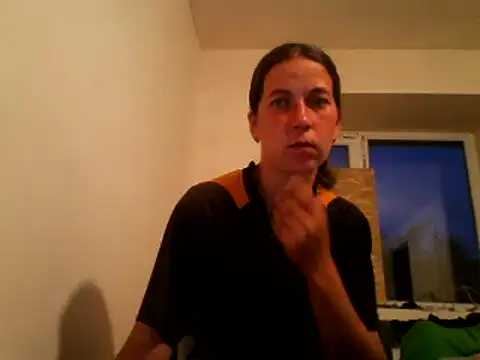 Snapshot of DanicaFey chatting on June 6, 6:23 pm DanicaFey online show from June 6, 6:23 pm