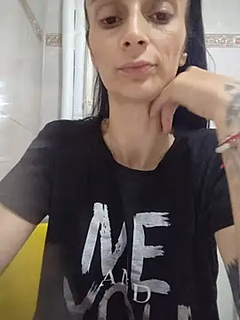 Snapshot of BlissAria chatting on May 25, 4:13 pm BlissAria online show from May 25, 4:13 pm