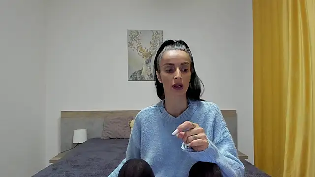 Snapshot of BlissAria chatting on June 15, 8:00 pm BlissAria online show from June 15, 8:00 pm