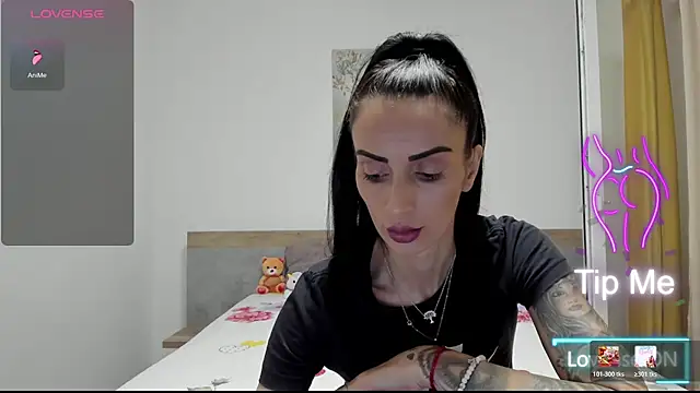 BlissAria online show from July 21, 7:38 pm