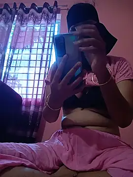 Snapshot of Nilpori2 chatting on June 4, 2:39 am Nilpori2 online show from June 4, 2:39 am