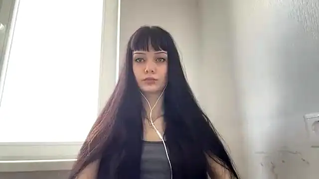 Snapshot of CharmaineElles chatting on May 17, 2:46 pm CharmaineElles online show from May 17, 2:46 pm