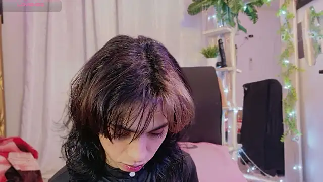 Snapshot of Ryu-sam chatting on June 3, 1:14 pm Ryu-sam online show from June 3, 1:14 pm