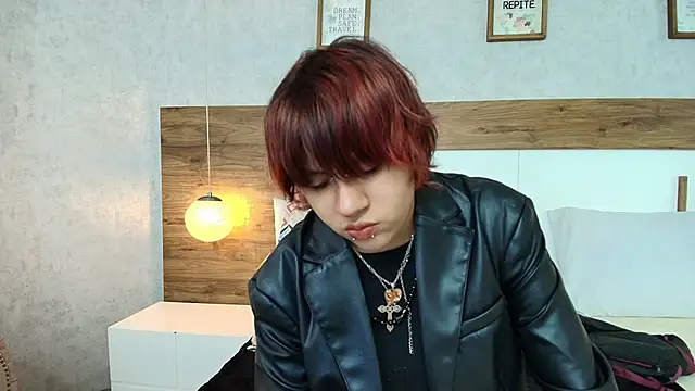 Bj Olivine online show from May 30, 8:17 pm