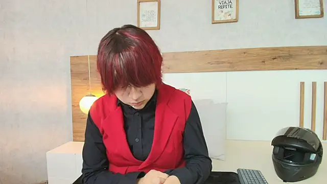 Bj Olivine online show from June 6, 8:13 pm