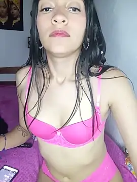 Snapshot of Violet_glow chatting on June 11, 2:53 am Violet glow online show from June 11, 2:53 am