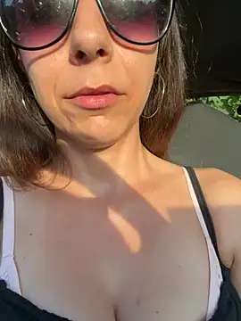 GirlNextDoorBianca online show from July 14, 6:57 pm