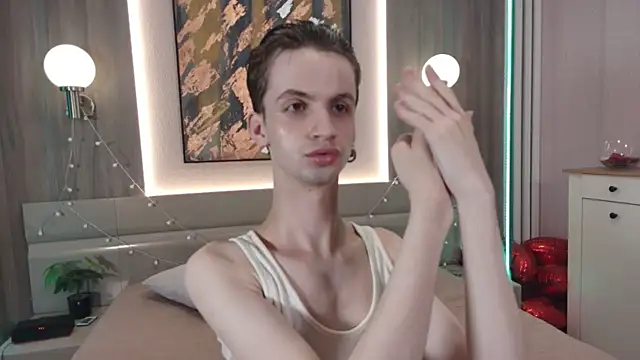 Bimbo boy  online show from June 29, 1:55 pm