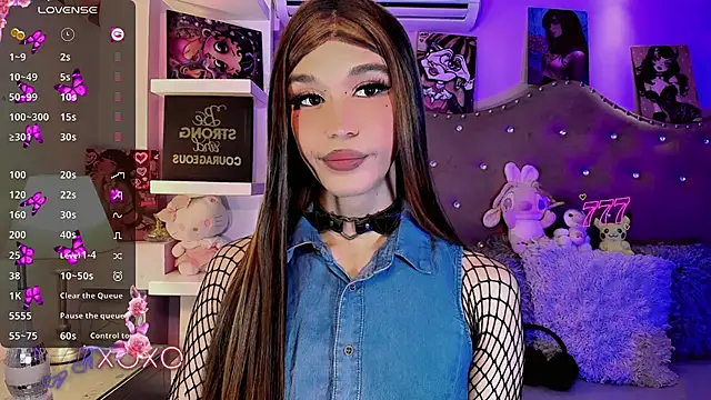 Snapshot of Megaan_Dolll chatting on May 19, 1:56 am Megaan Dolll online show from May 19, 1:56 am