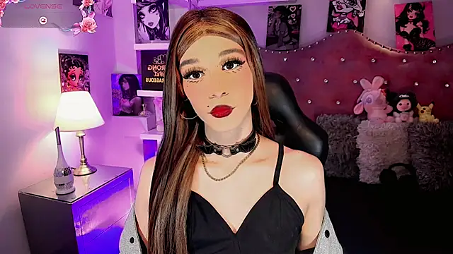Snapshot of Megaan_Dolll chatting on May 24, 8:25 pm Megaan Dolll online show from May 24, 8:25 pm