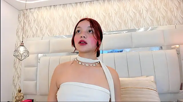 Aurora bellamont online show from July 17, 1:40 pm