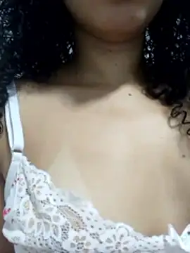 venuseyes25 online show from June 12, 10:52 pm